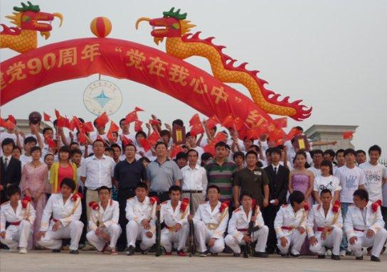小猫钓鱼游戏龙王版有船